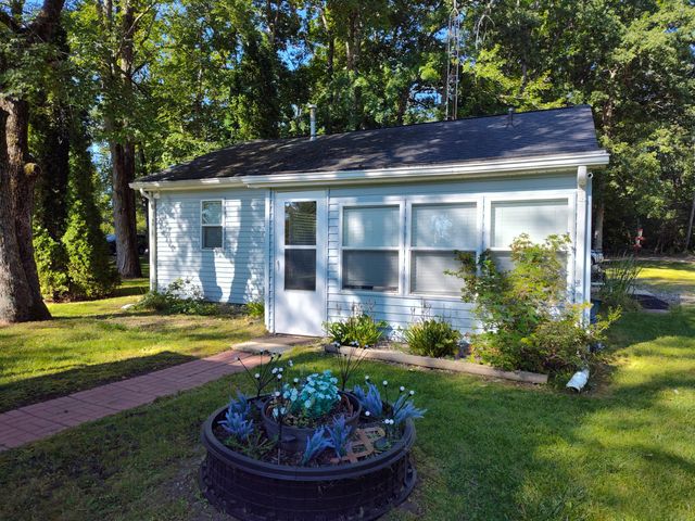 2251 Hemlock Road, Reading Twp, MI 49082