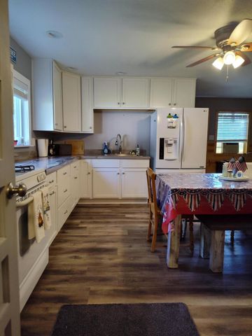 2251 Hemlock Road, Reading Twp, MI 49082