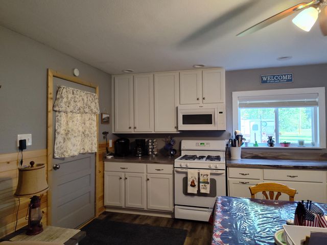 2251 Hemlock Road, Reading Twp, MI 49082