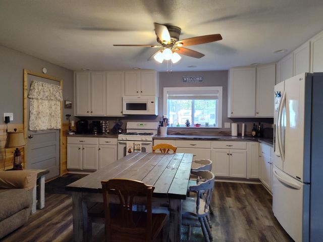 2251 Hemlock Road, Reading Twp, MI 49082