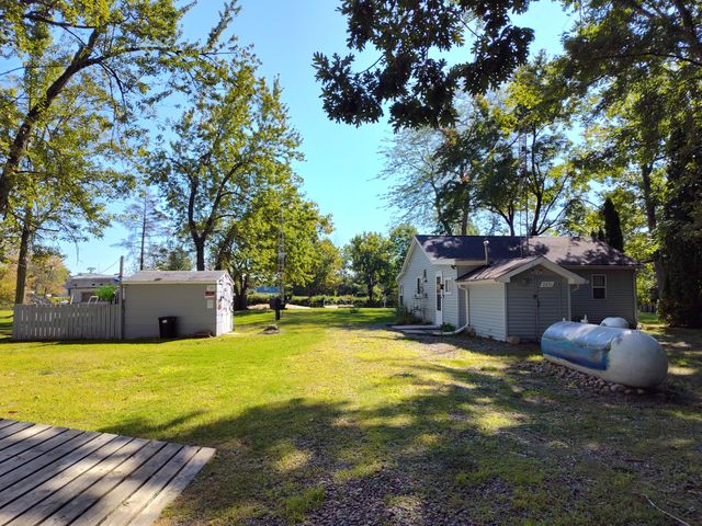 2251 Hemlock Road, Reading Twp, MI 49082