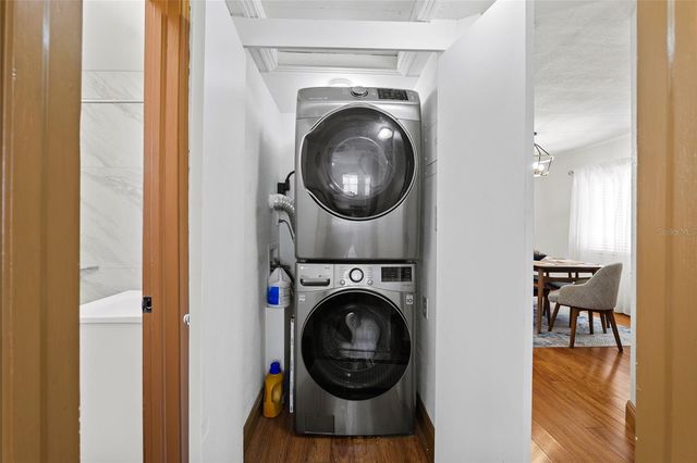 1513 W MEADOWBROOK AVENUE, Tampa, FL 33612