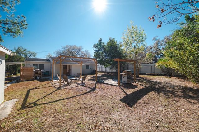 1513 W MEADOWBROOK AVENUE, Tampa, FL 33612