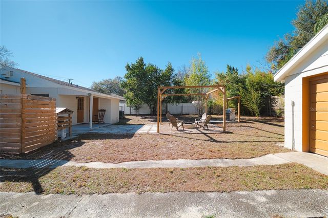 1513 W MEADOWBROOK AVENUE, Tampa, FL 33612