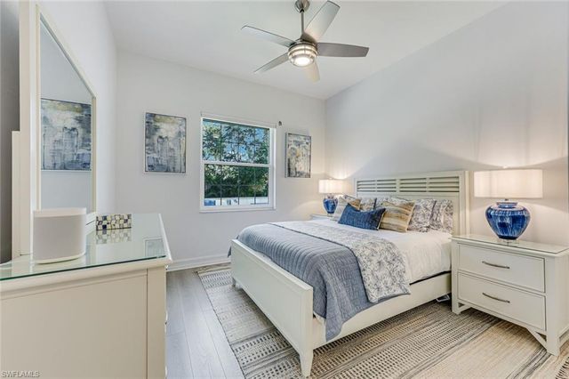 805 Bentwater CIR 104, Naples, FL 34108