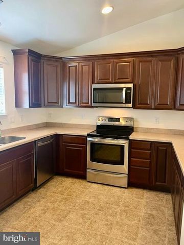 121 ROCK LEDGE CT, Milford, DE 19963