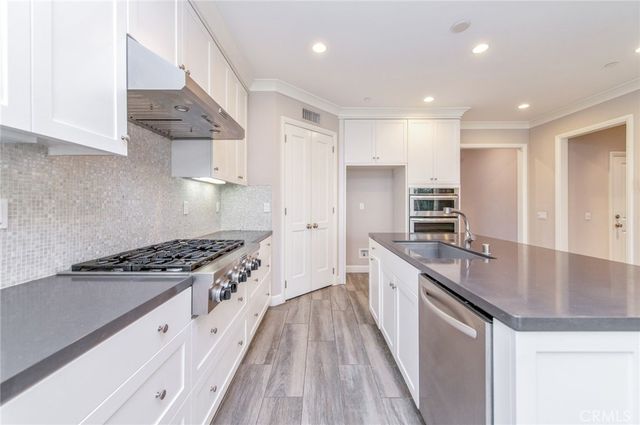 115 Mustang, Irvine, CA 92602