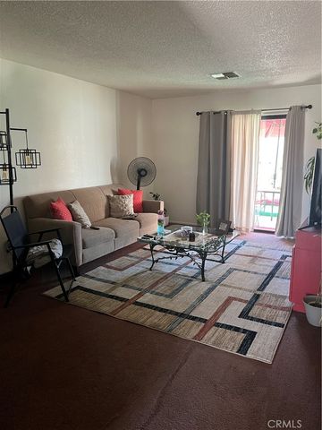 14934 Sequoia, Hesperia, CA 92345