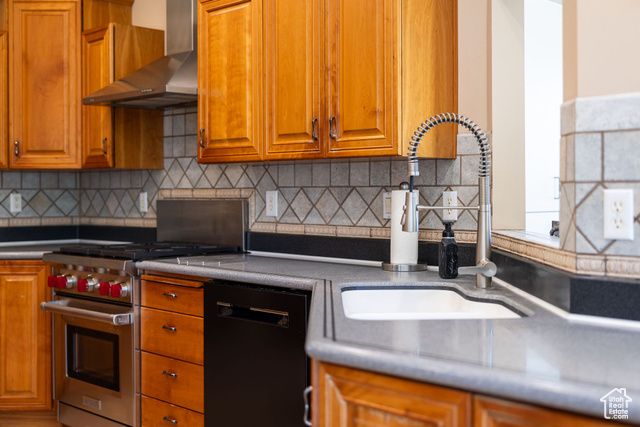 2960 N RIDGE VIEW DR, North Logan, UT 84341