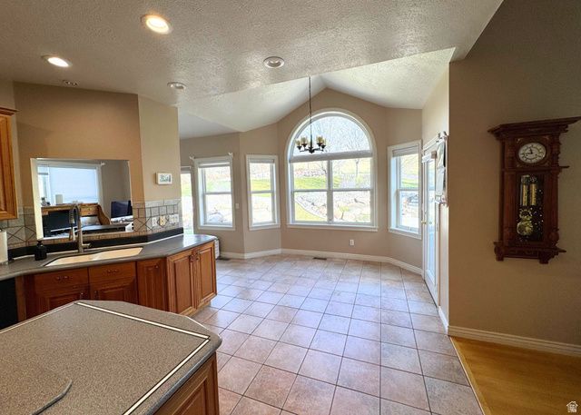 2960 N RIDGE VIEW DR, North Logan, UT 84341