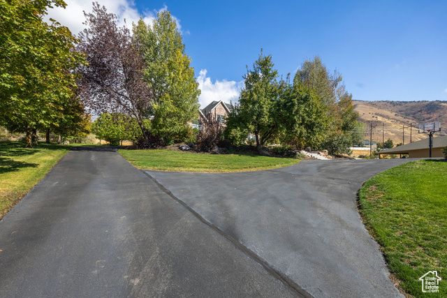2960 N RIDGE VIEW DR, North Logan, UT 84341