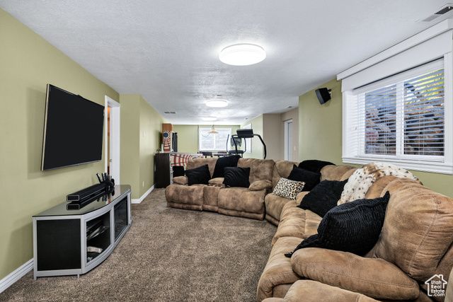 2960 N RIDGE VIEW DR, North Logan, UT 84341