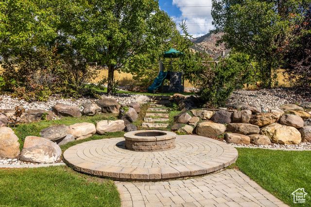 2960 N RIDGE VIEW DR, North Logan, UT 84341