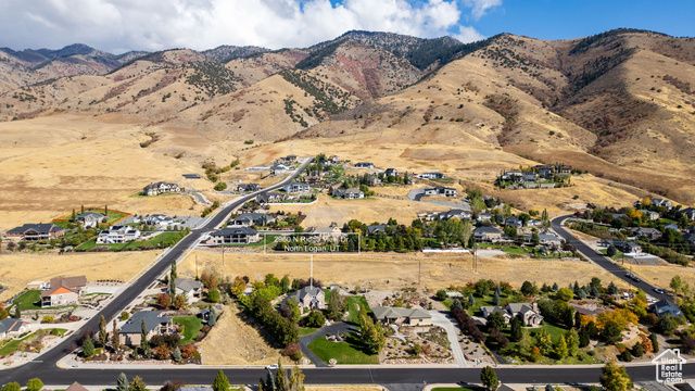 2960 N RIDGE VIEW DR, North Logan, UT 84341