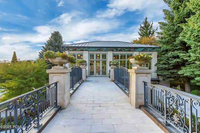 13322 N Grove Drive, Alpine, UT 84004