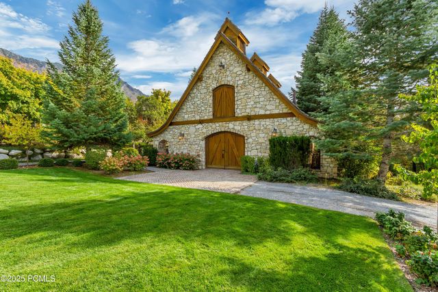 13322 N Grove Drive, Alpine, UT 84004