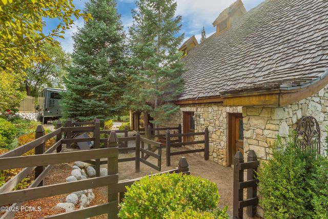 13322 N Grove Drive, Alpine, UT 84004