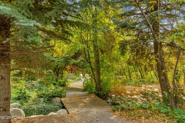 13322 N Grove Drive, Alpine, UT 84004