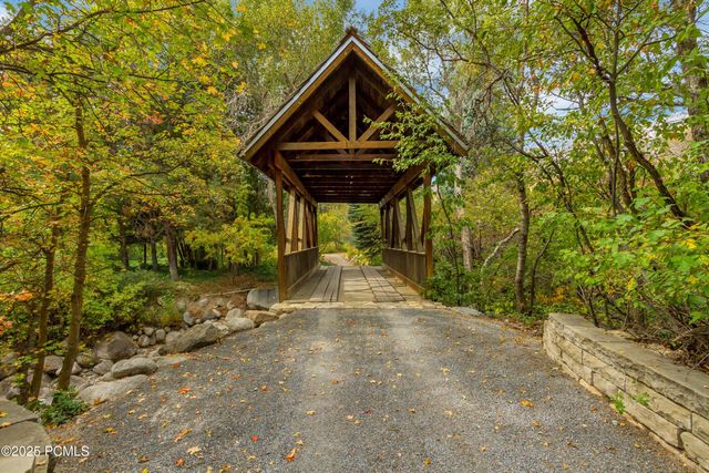 13322 N Grove Drive, Alpine, UT 84004