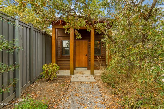 13322 N Grove Drive, Alpine, UT 84004