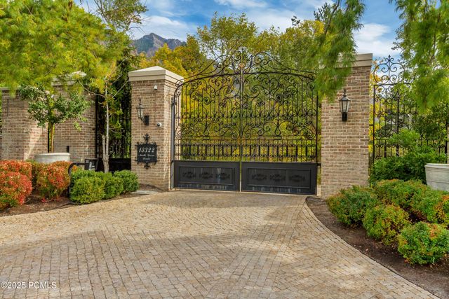 13322 N Grove Drive, Alpine, UT 84004