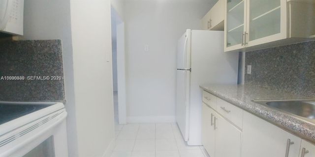 2530 NW 152nd St, Miami Gardens, FL 33054