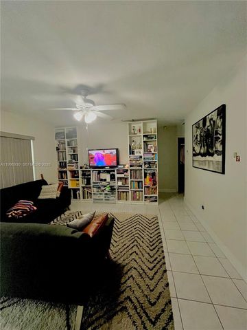 2530 NW 152nd St, Miami Gardens, FL 33054