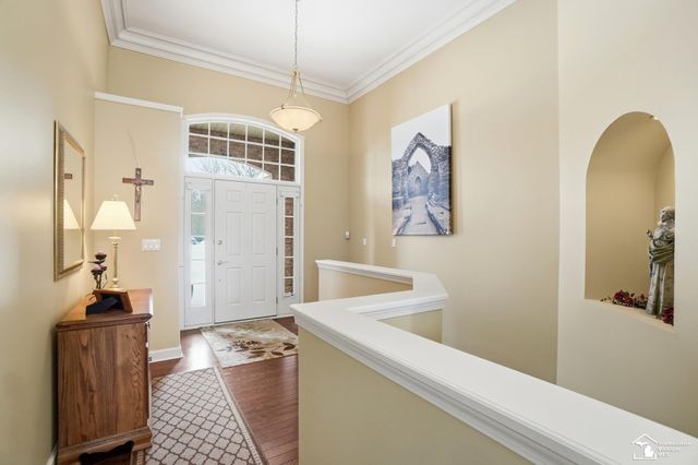 3158 Deer Creek Drive, Lambertville, MI 48144