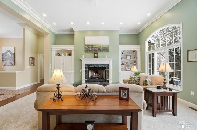 3158 Deer Creek Drive, Lambertville, MI 48144