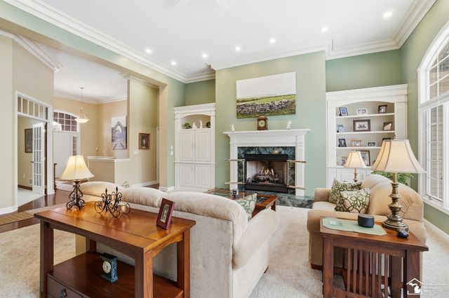 3158 Deer Creek Drive, Lambertville, MI 48144