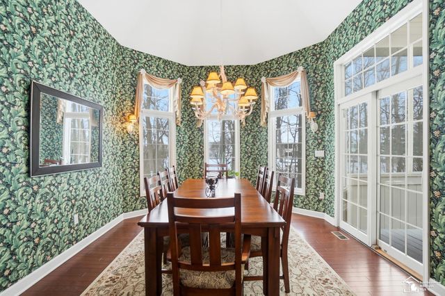 3158 Deer Creek Drive, Lambertville, MI 48144