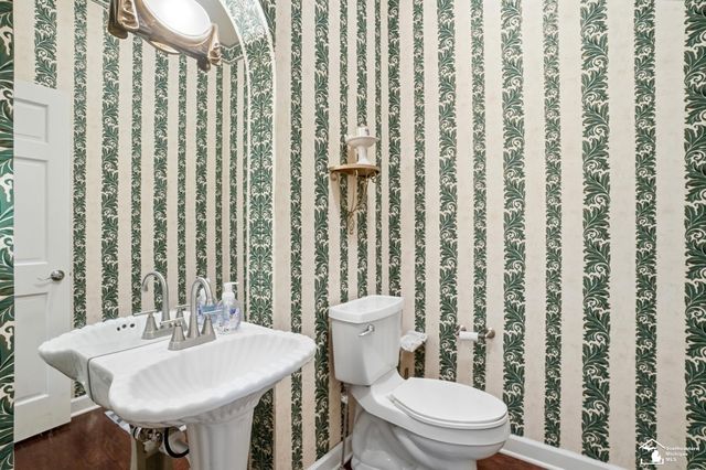 3158 Deer Creek Drive, Lambertville, MI 48144