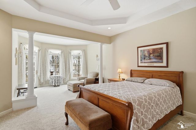 3158 Deer Creek Drive, Lambertville, MI 48144