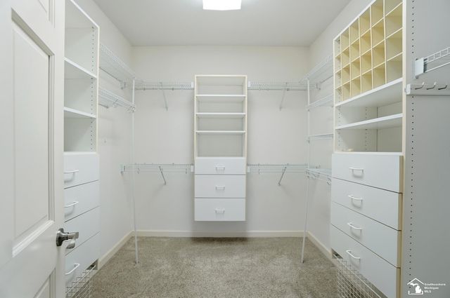 3158 Deer Creek Drive, Lambertville, MI 48144