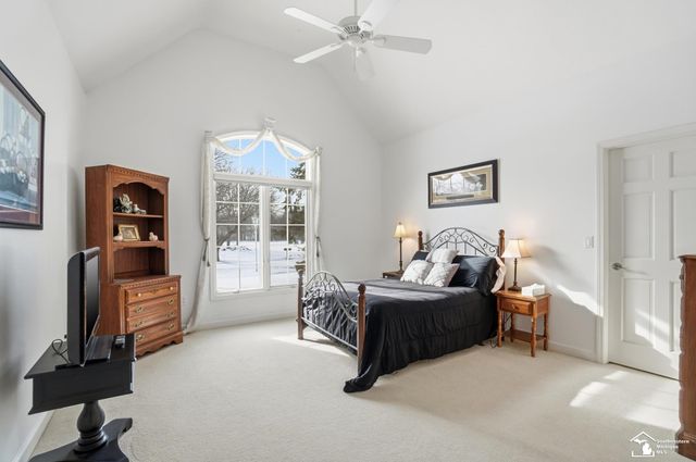 3158 Deer Creek Drive, Lambertville, MI 48144