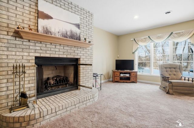 3158 Deer Creek Drive, Lambertville, MI 48144