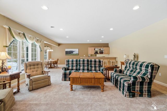 3158 Deer Creek Drive, Lambertville, MI 48144