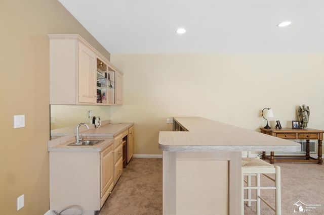 3158 Deer Creek Drive, Lambertville, MI 48144