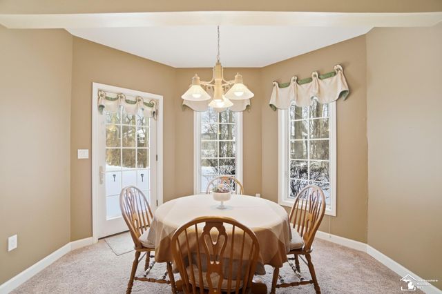 3158 Deer Creek Drive, Lambertville, MI 48144