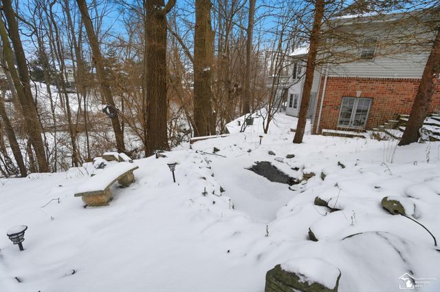 3158 Deer Creek Drive, Lambertville, MI 48144