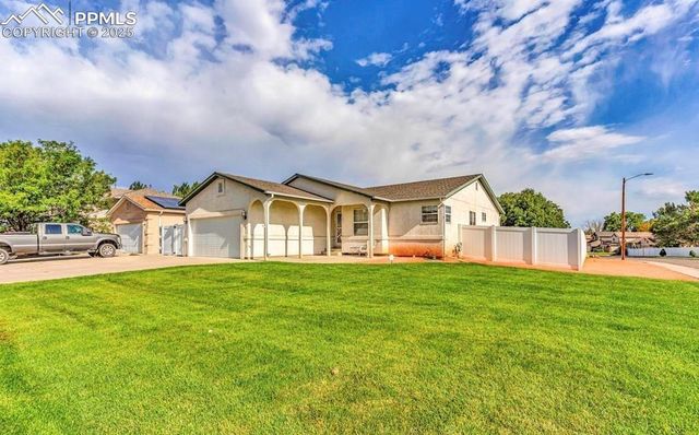 1 Hardwick Court, Pueblo, CO 81005