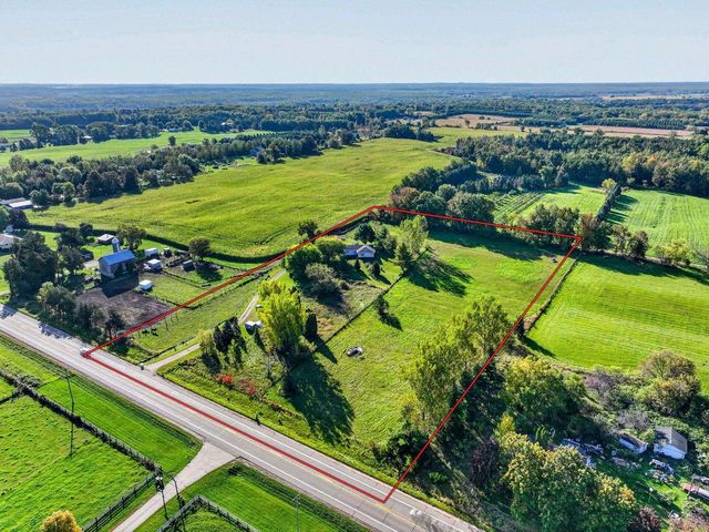 E7943 STATE ROAD 54, New London, WI 54961