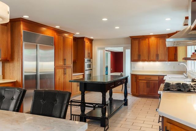 103 Levbert Rd 103, Newton, MA 02459