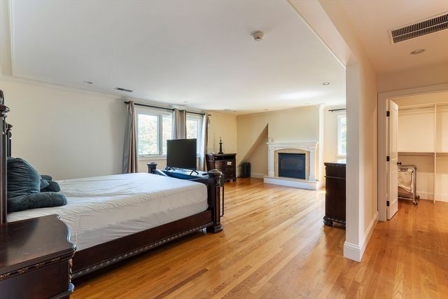 103 Levbert Rd 103, Newton, MA 02459