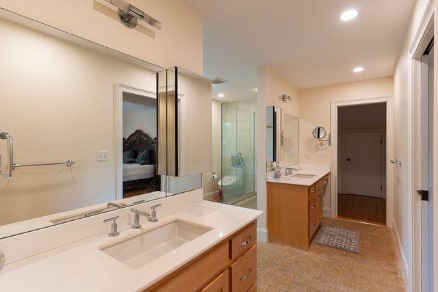103 Levbert Rd 103, Newton, MA 02459