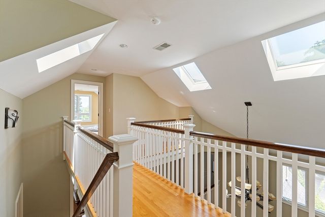 103 Levbert Rd 103, Newton, MA 02459