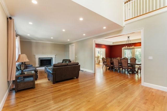 103 Levbert Rd 103, Newton, MA 02459