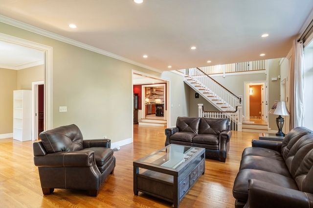 103 Levbert Rd 103, Newton, MA 02459