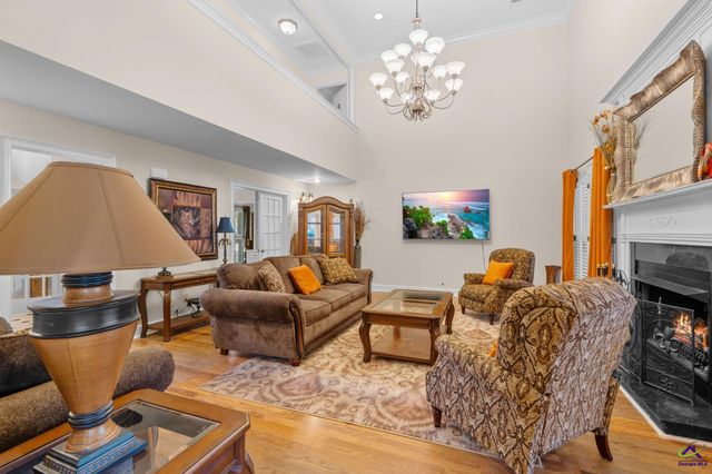 109 Crest Pointe, Warner Robins, GA 31088