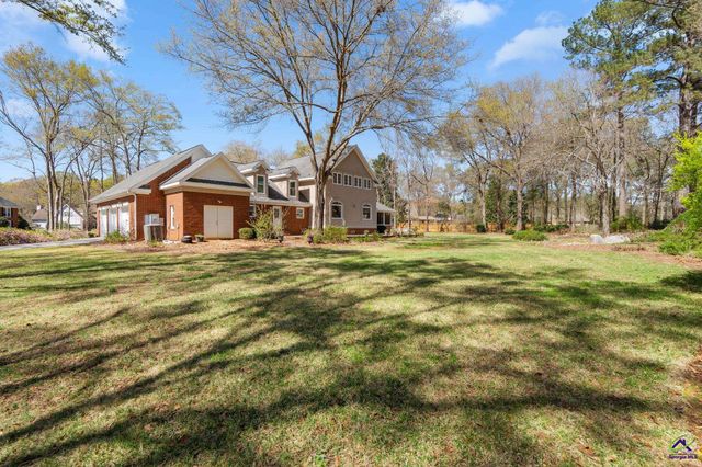 109 Crest Pointe, Warner Robins, GA 31088